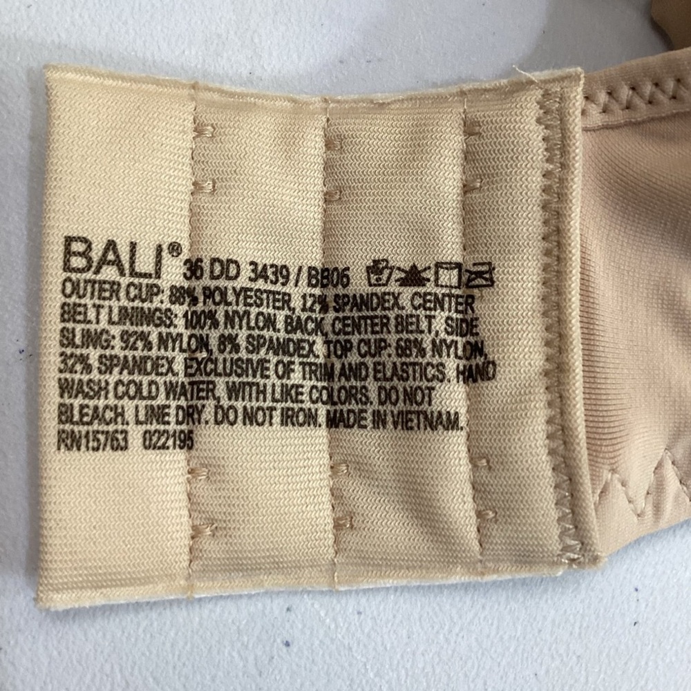 NEW! Bali 3439 Smoothing Underwire bra - Picture 5 of 8